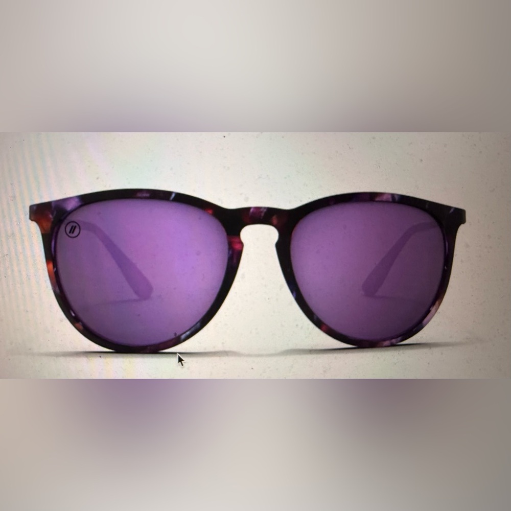 Blenders Rosemary Beach Polarized Mirrored Red And Purple Sunglasses